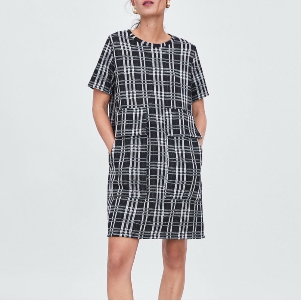 Zara Trafaluc Size L Jacquard Check Shift Mini Dress Black White Short Sleeve